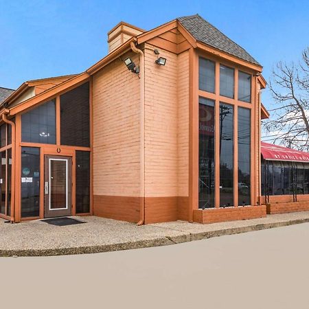 Econo Lodge Near The Domain - The Arboretum Austin Bagian luar foto