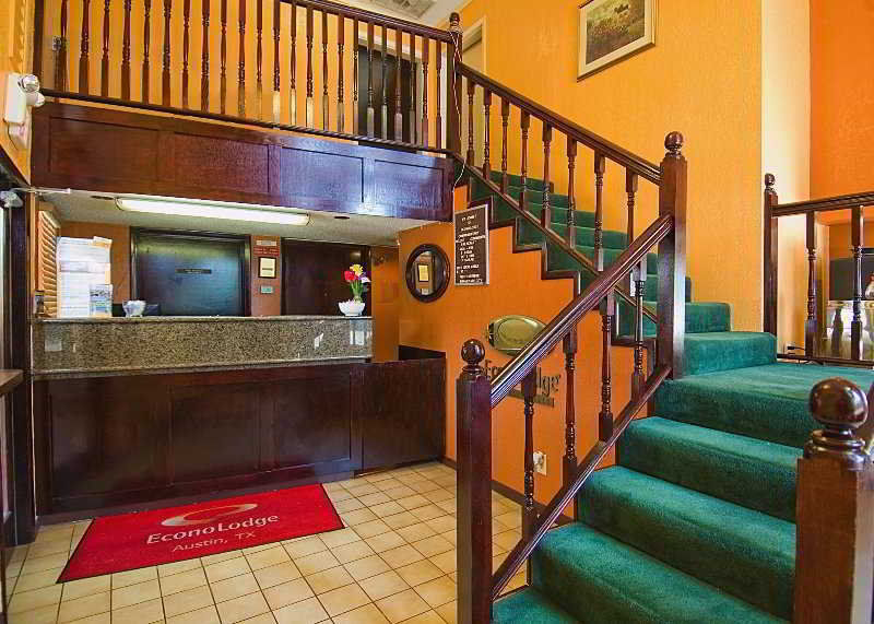 Econo Lodge Near The Domain - The Arboretum Austin Bagian luar foto